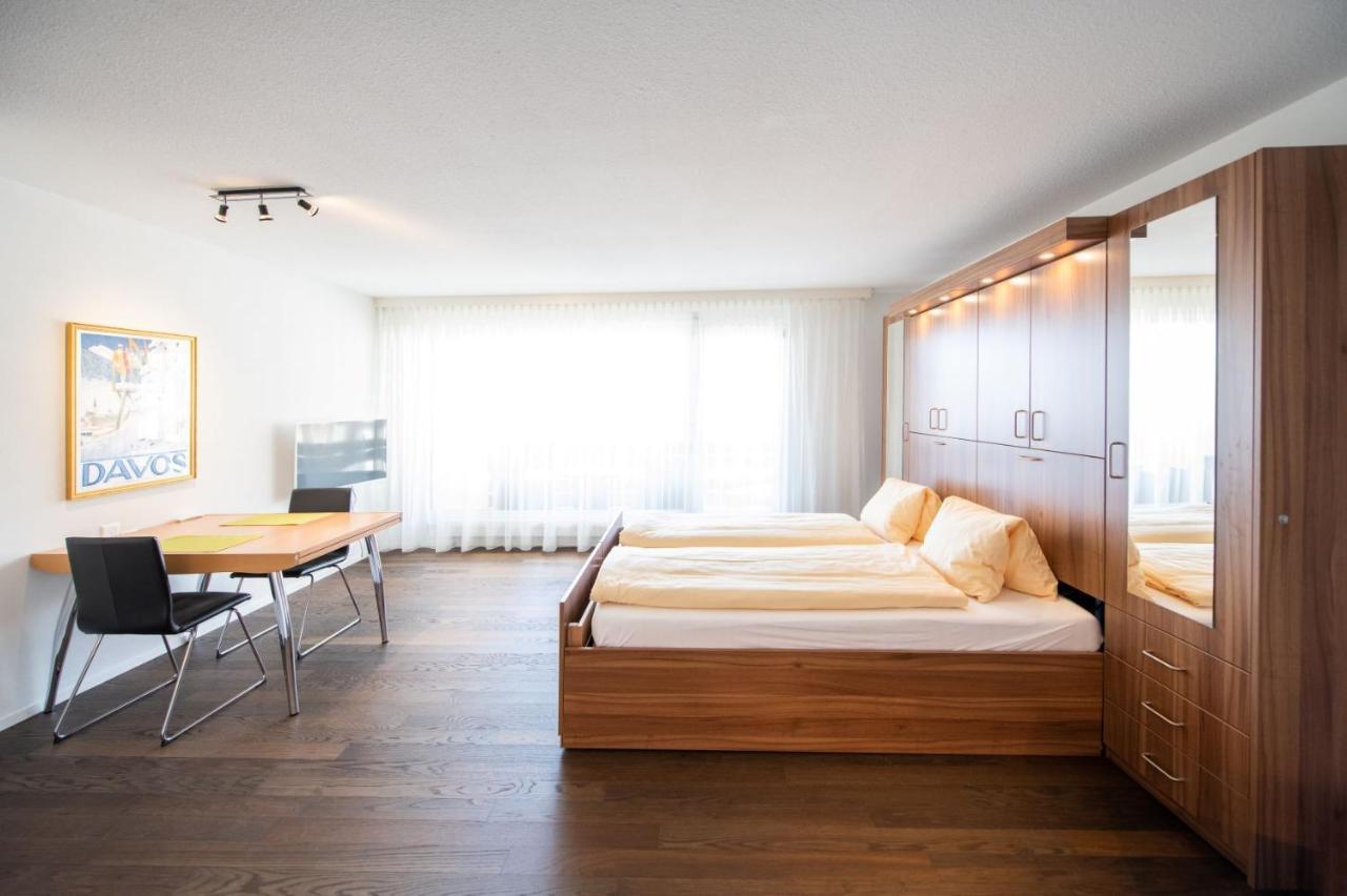 Ferienwohnungen, Carlton Am Park, Davos Platz Buitenkant foto