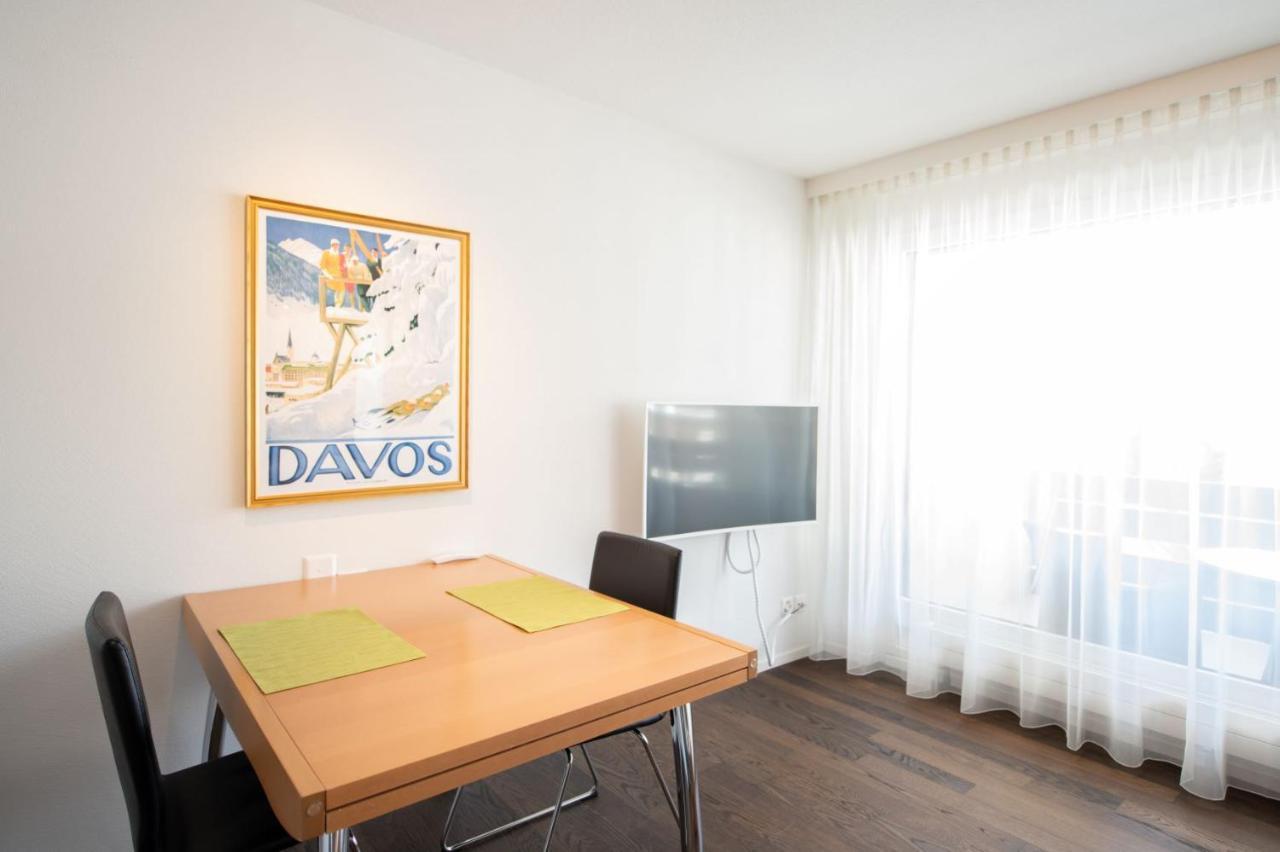 Ferienwohnungen, Carlton Am Park, Davos Platz Buitenkant foto